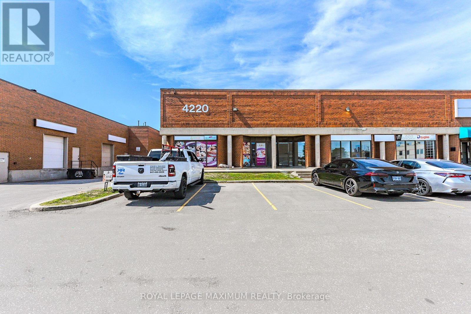 C10 – 4220 STEELES AVENUE W