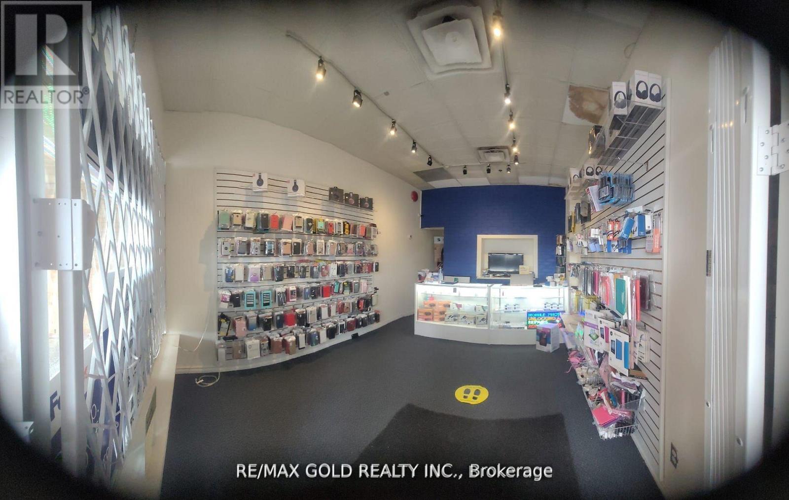 36 – 16655 YONGE STREET