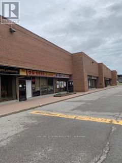 8 – 170 ESNA PARK DRIVE