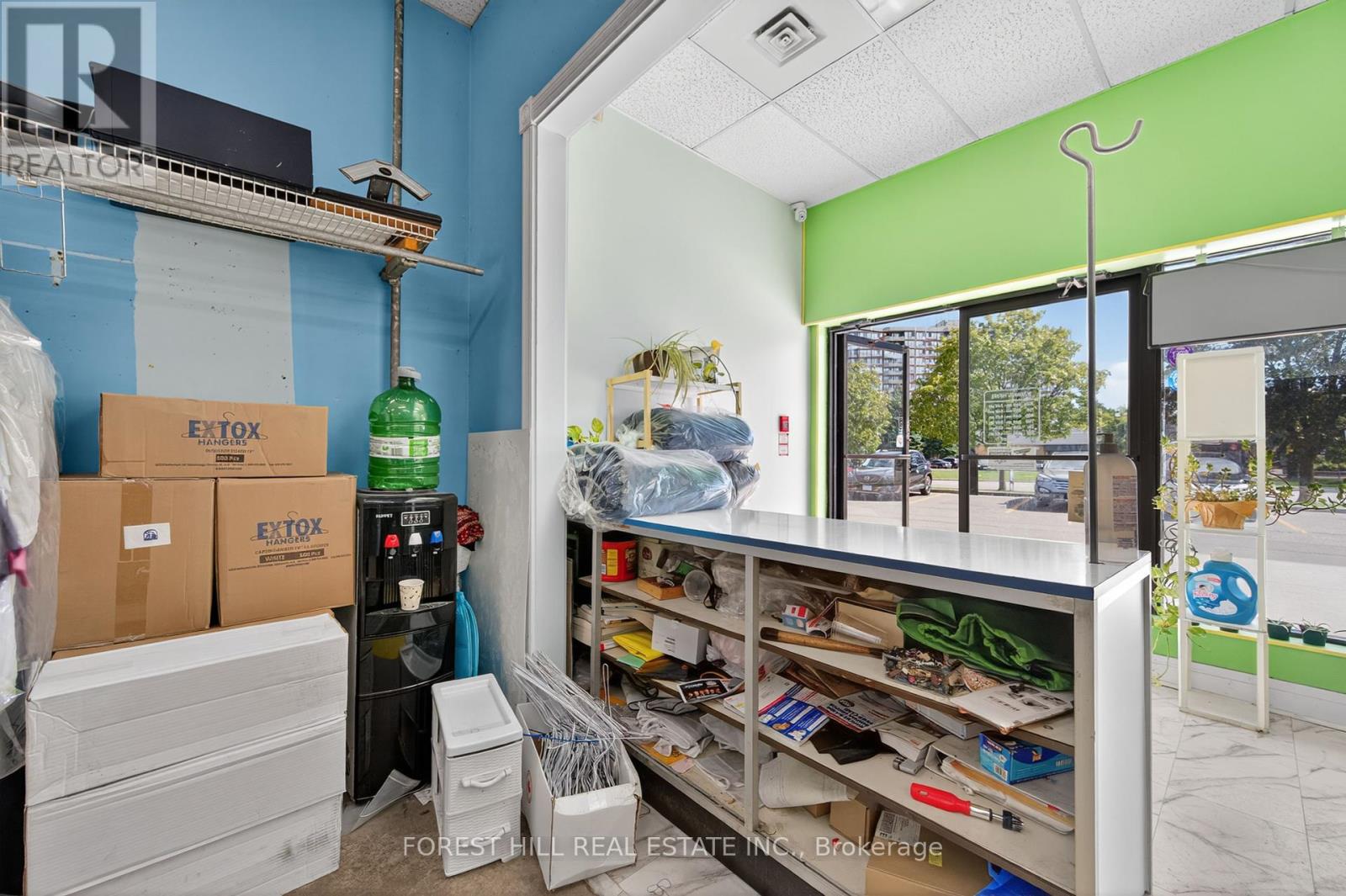 8 – 9625 YONGE STREET N