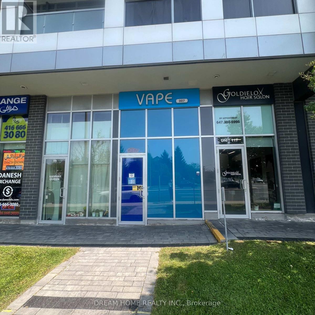 -UNIT 118 – 8763 BAYVIEW AVENUE