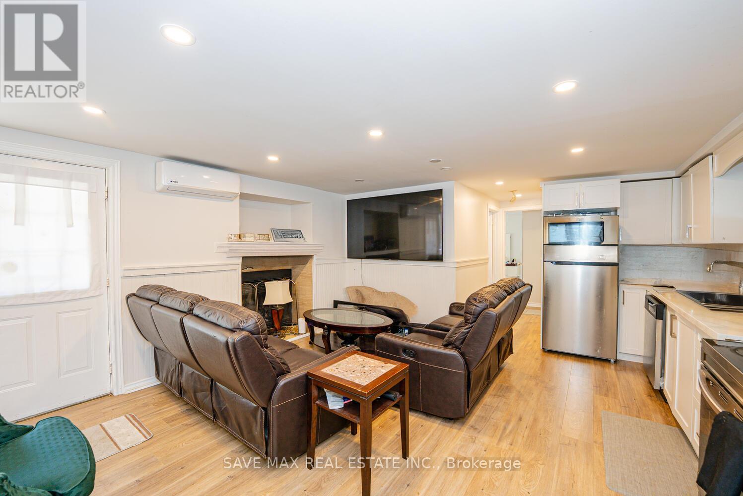 2008 TINY BEACHES ROAD S