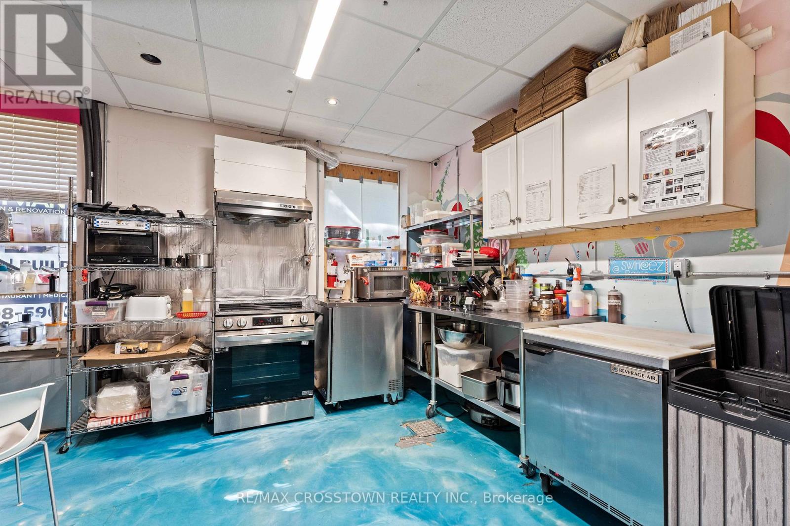 UNIT 101 – 89 DUNLOP STREET E