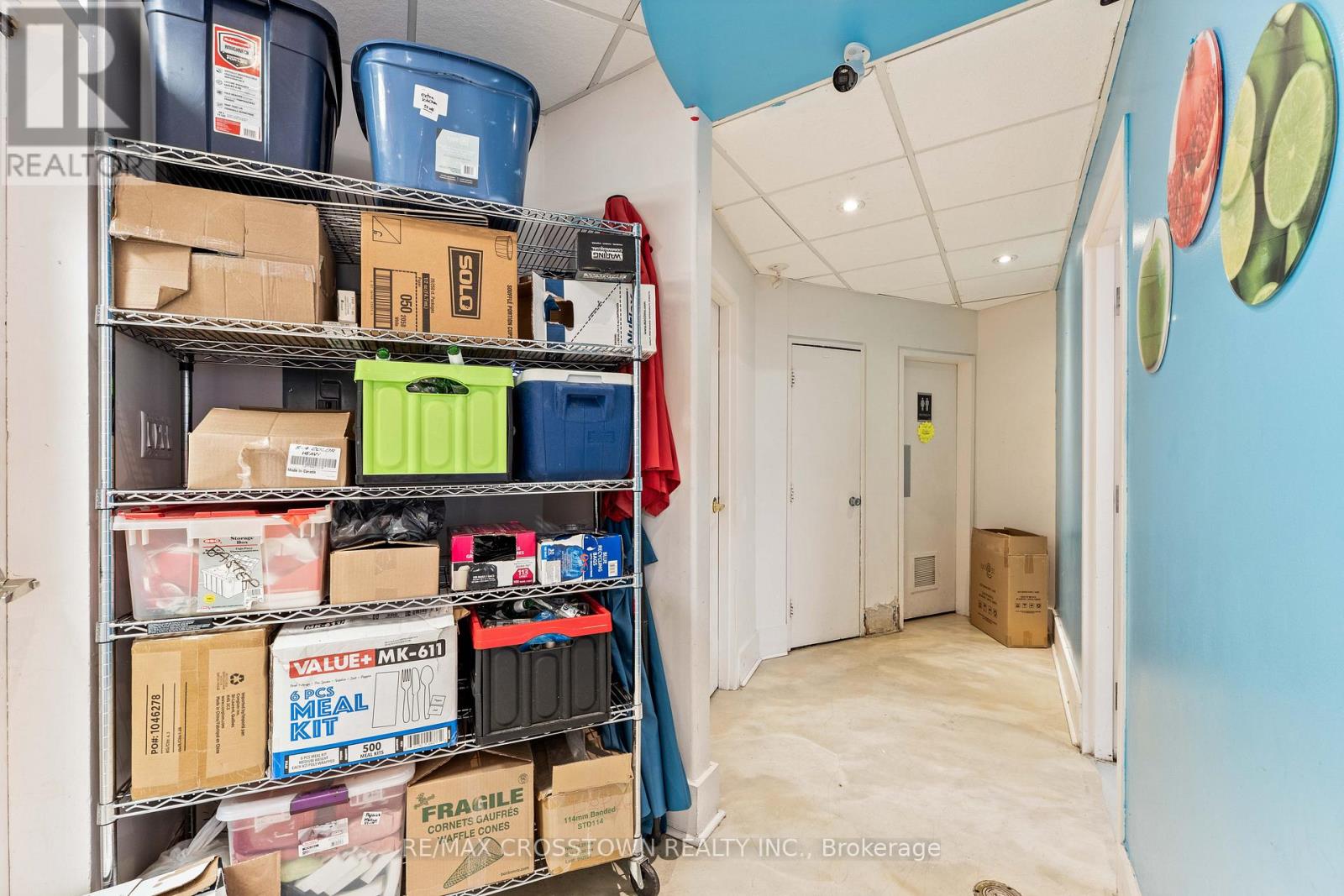 UNIT 101 – 89 DUNLOP STREET E