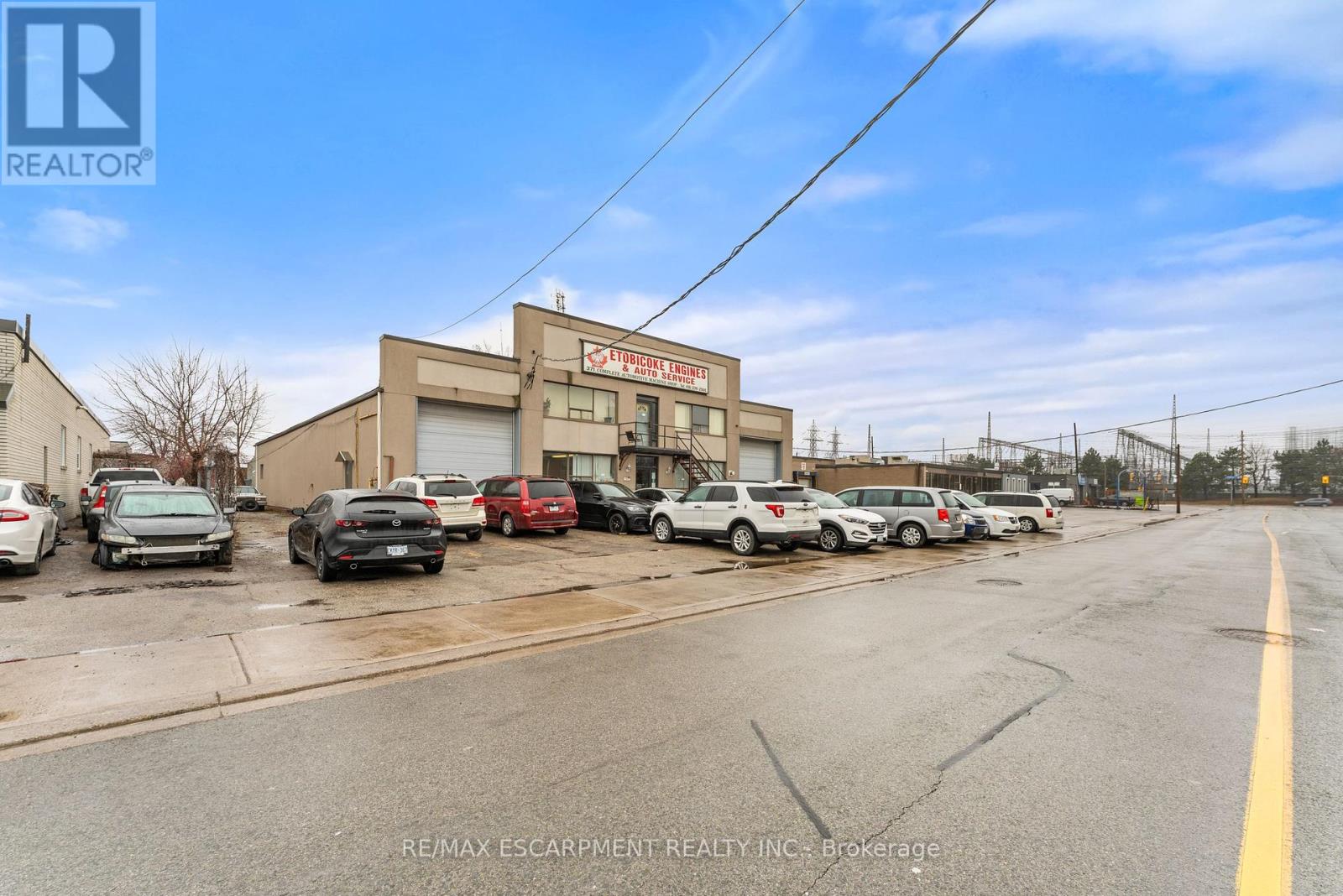 371 OLIVEWOOD ROAD