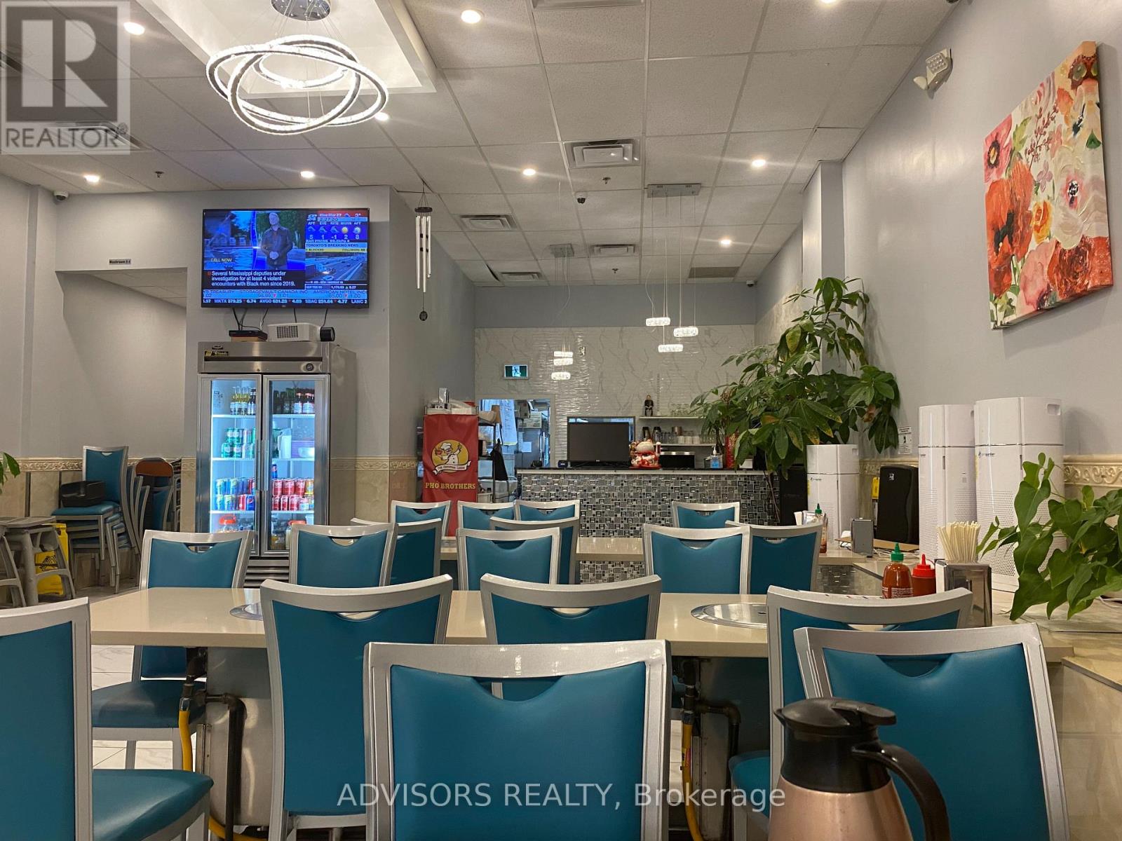 15 – 2555 DIXIE ROAD