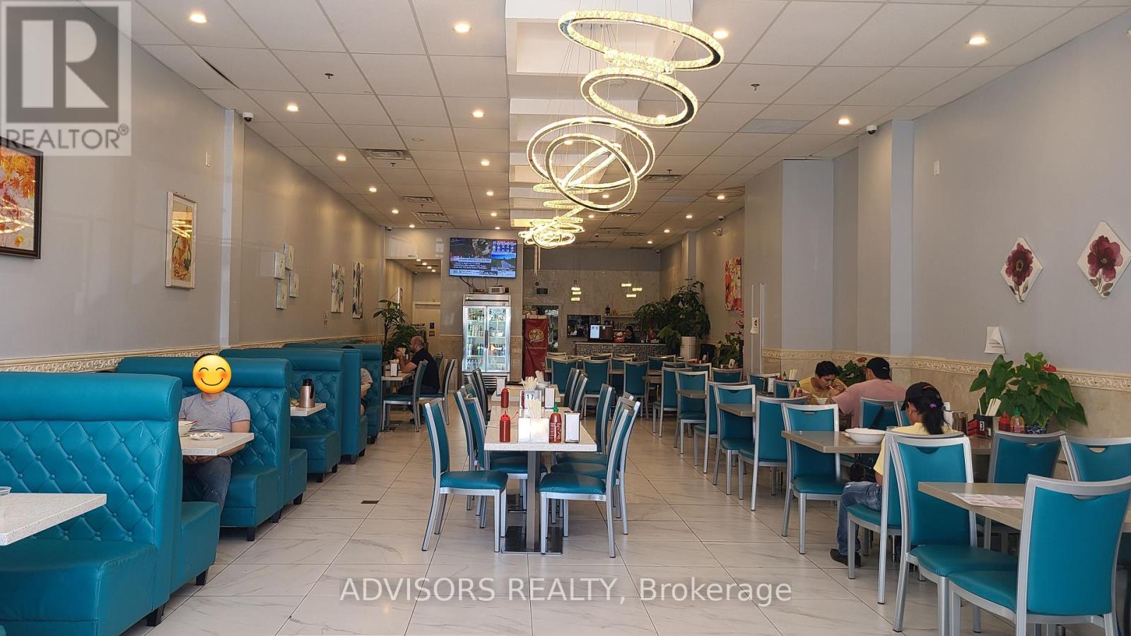 15 – 2555 DIXIE ROAD