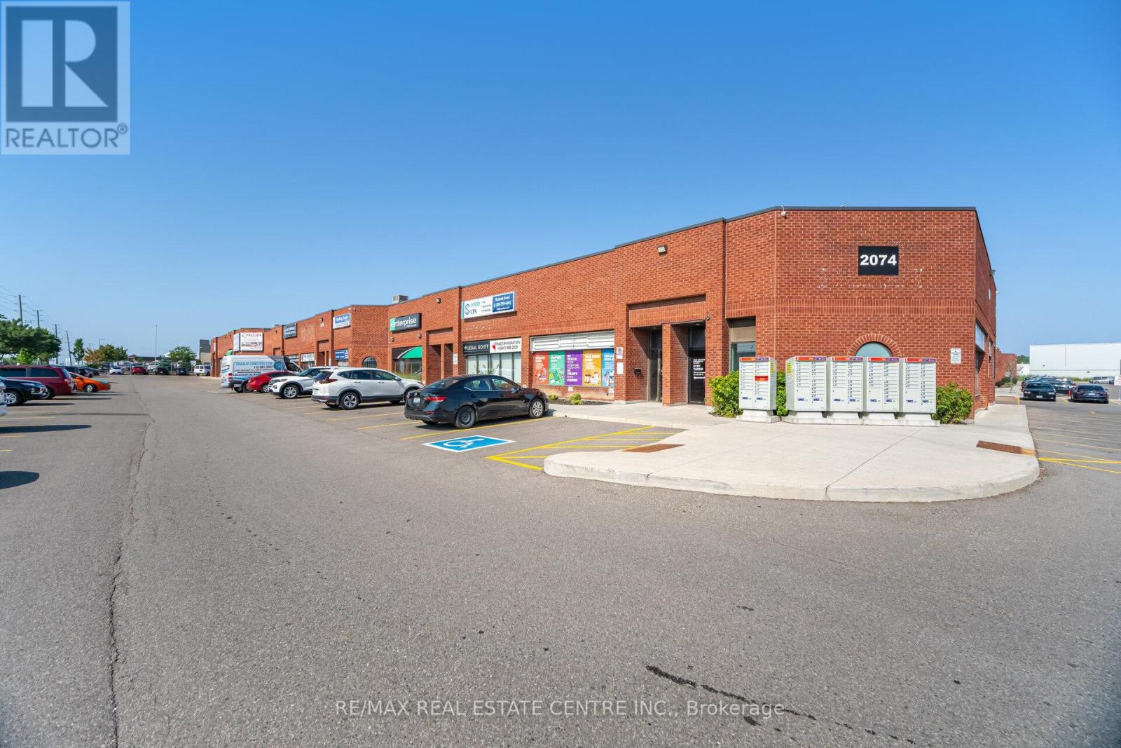 19 – 2074 STEELES AVENUE E