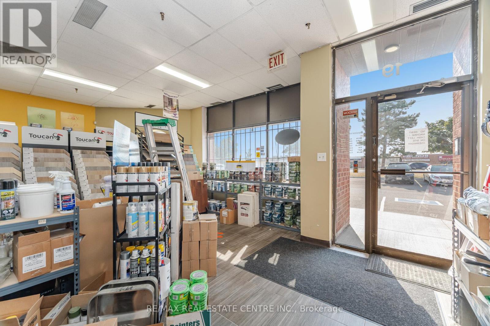19 – 2074 STEELES AVENUE E
