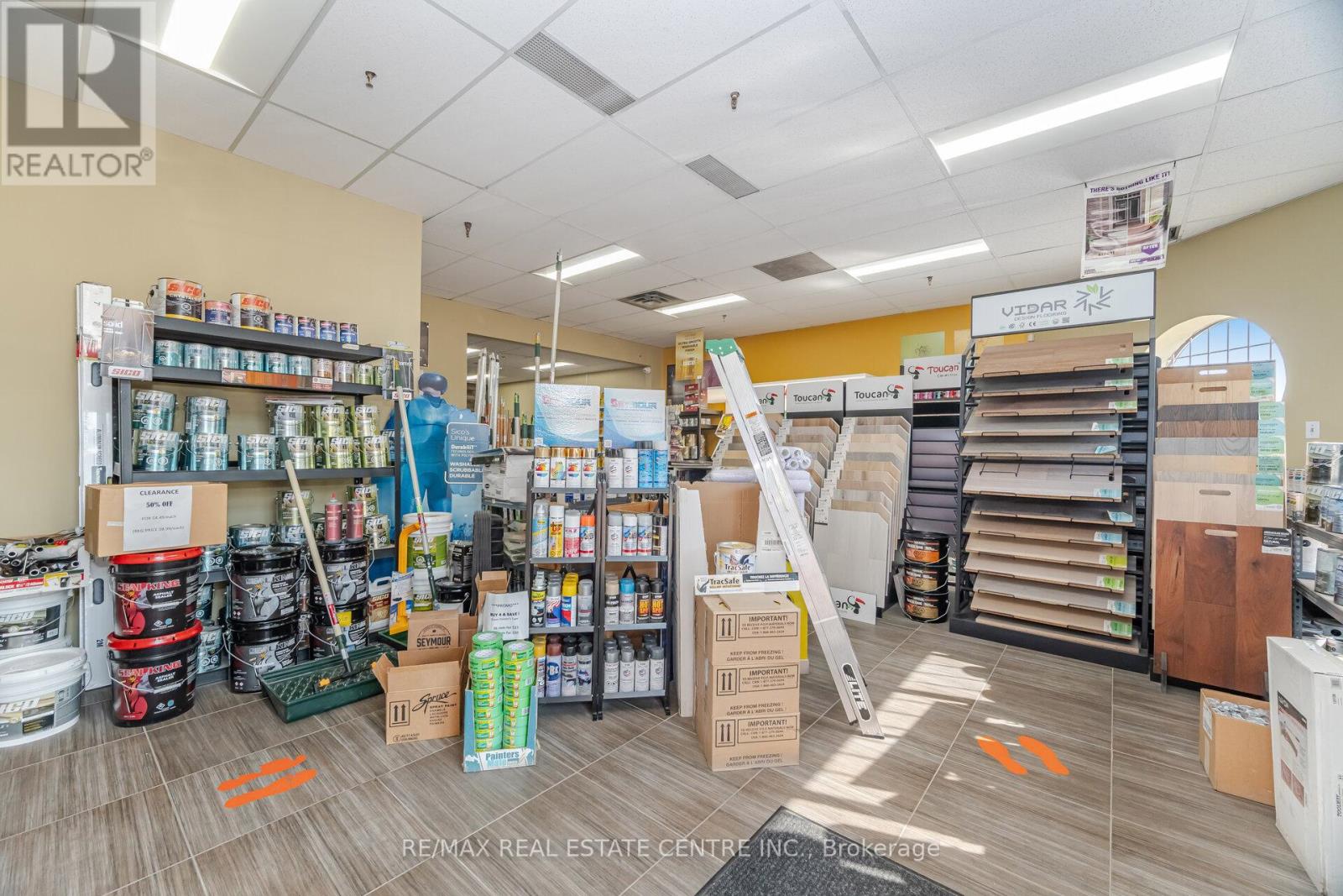19 – 2074 STEELES AVENUE E