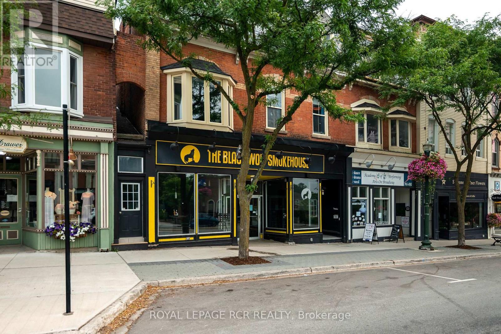 137-139 BROADWAY