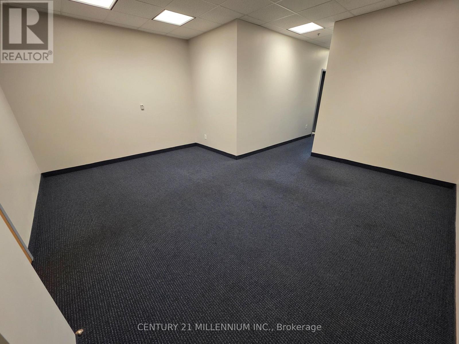 212 – 2250 BOVAIRD DRIVE E