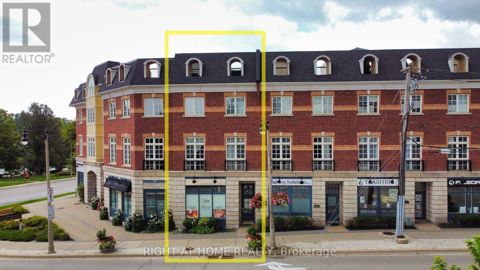 10 – 120 BRONTE ROAD