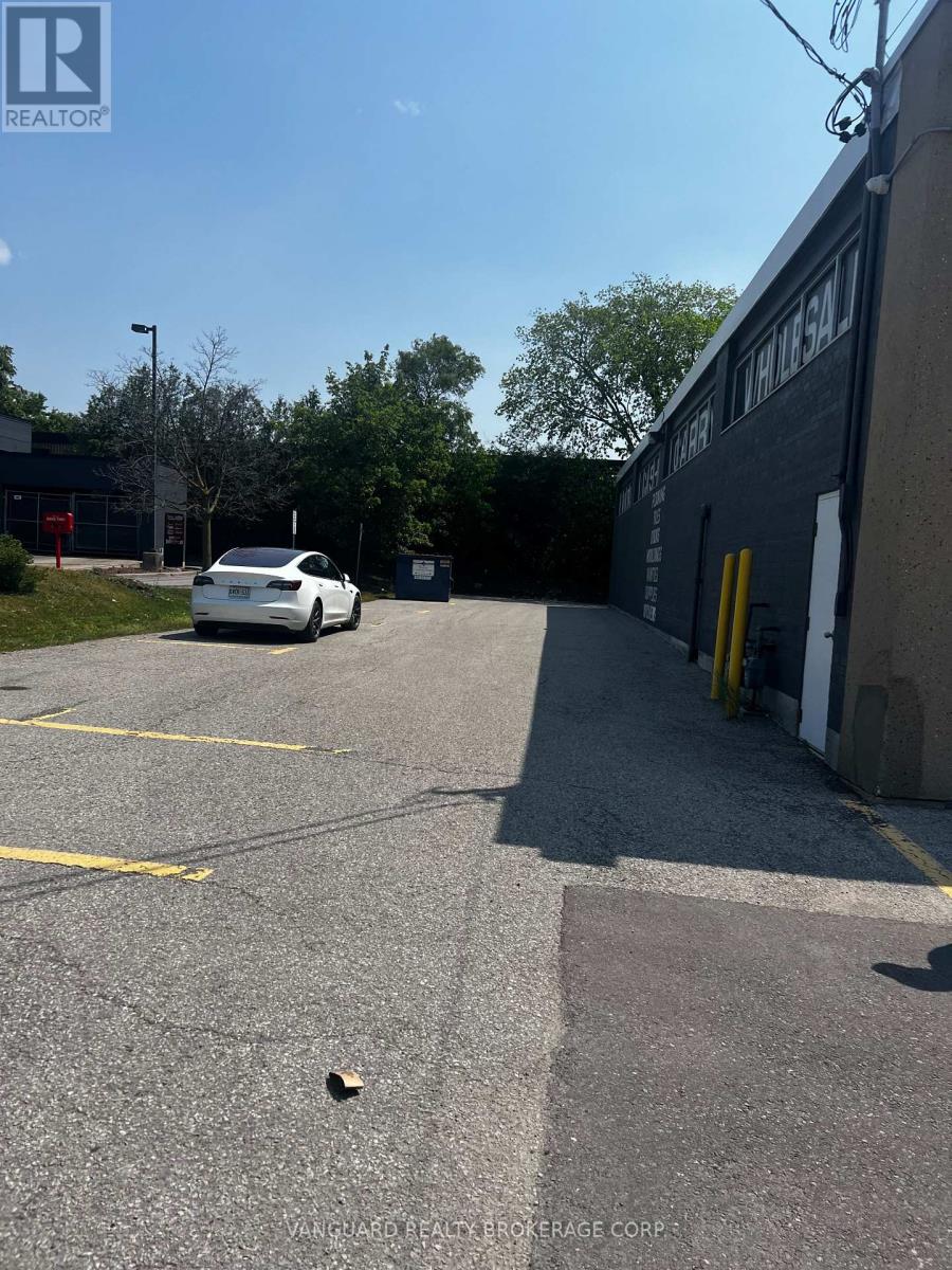 1211 CALEDONIA ROAD