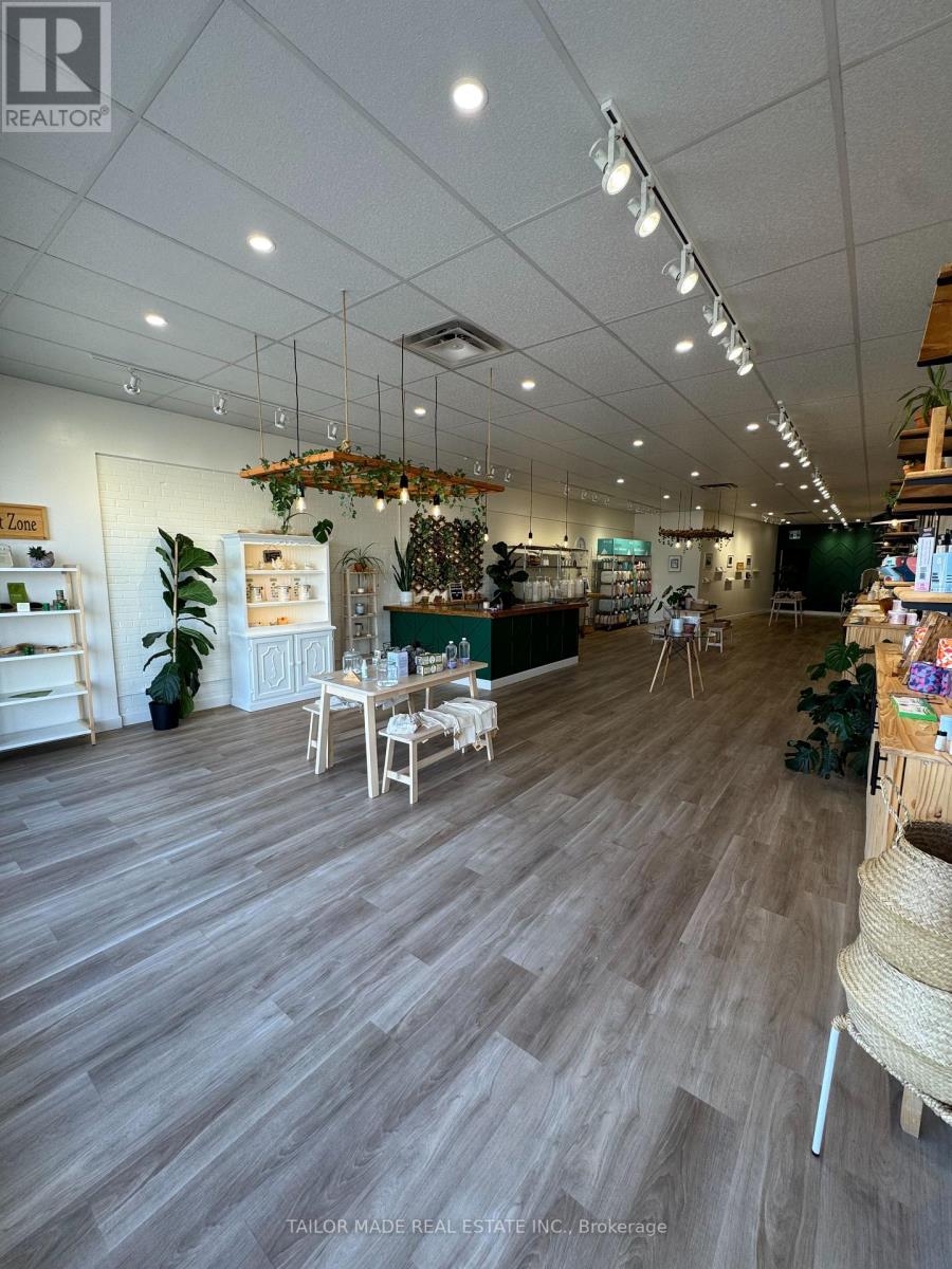 UNIT B – 308B QUEEN STREET S