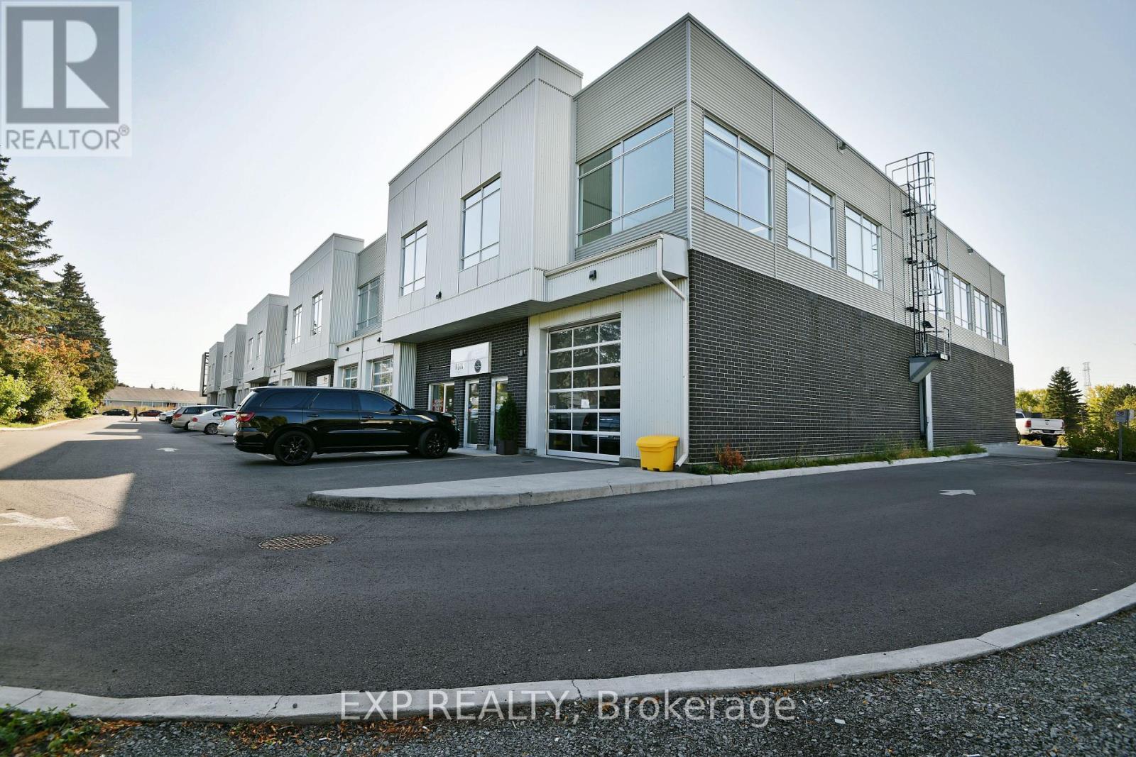213 – 65 DENZIL DOYLE COURT