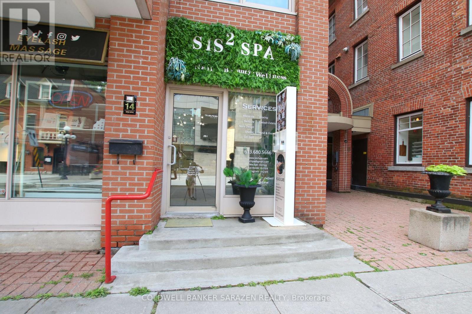 14 CLARENCE ST STREET