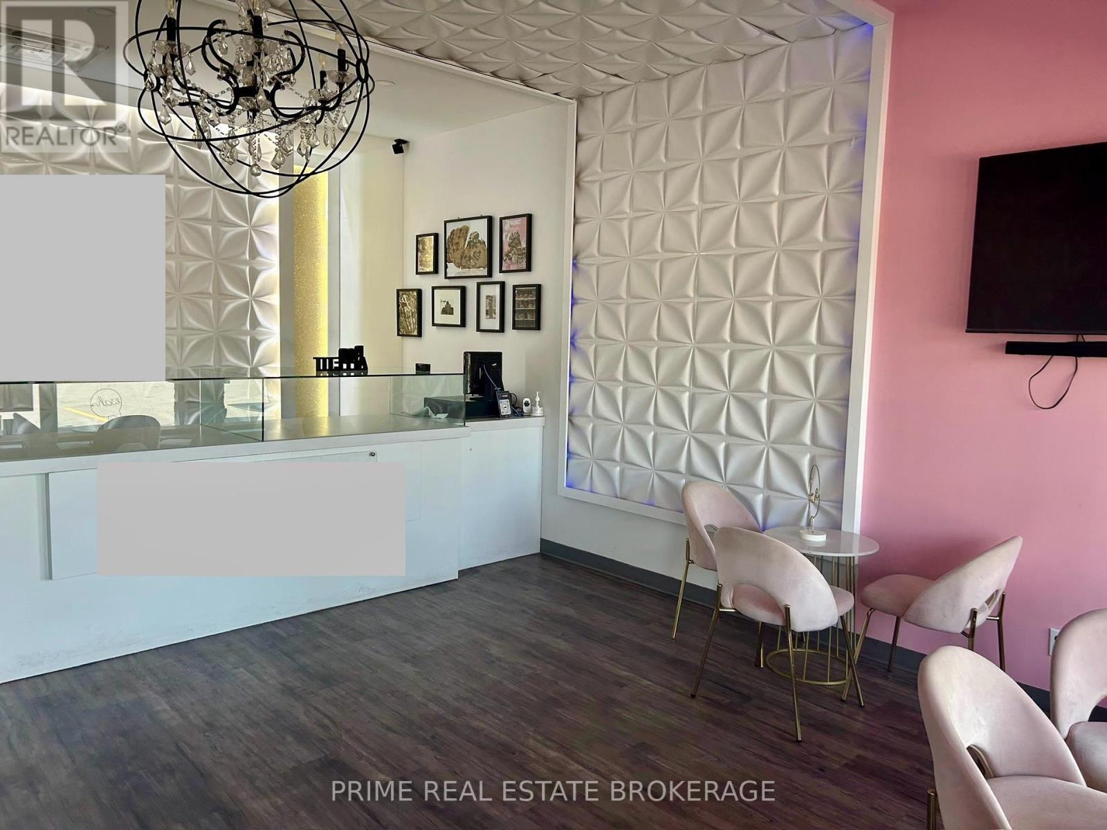 1A – 775 SOUTHDALE ROAD EAST ROAD E