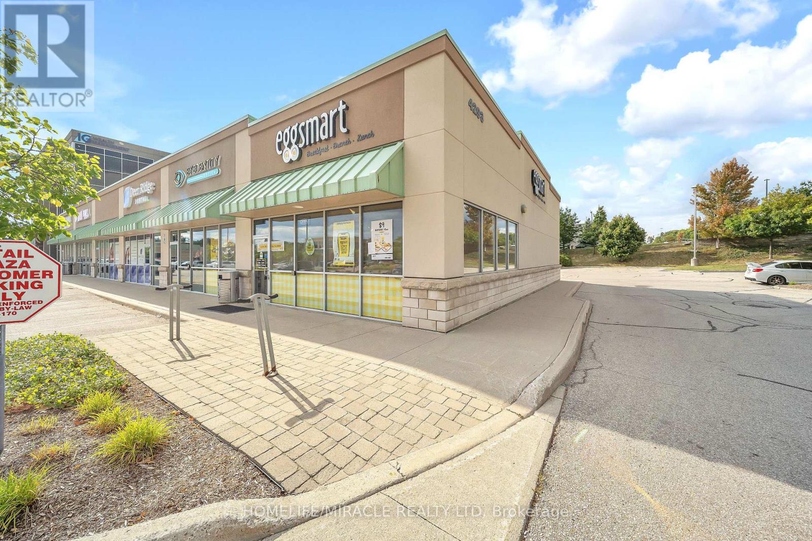 6 – 4293 KING STREET E