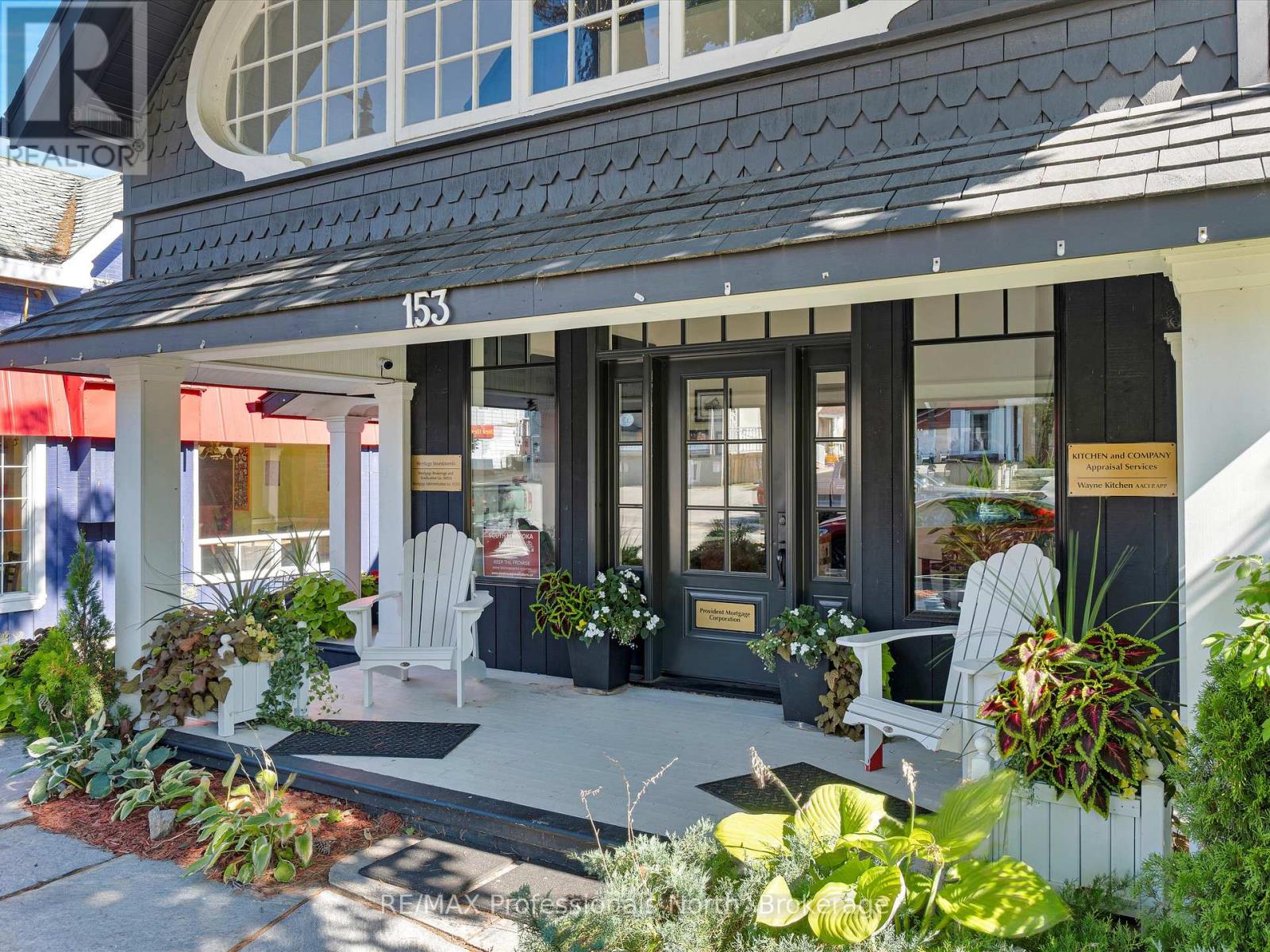 153 MANITOBA STREET