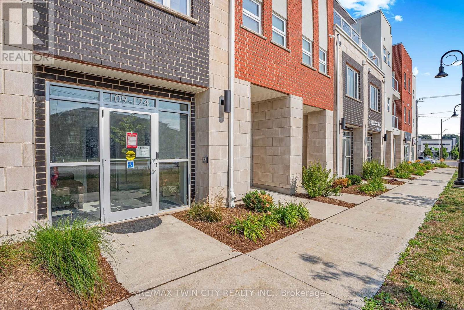 109 – 124 SEABROOK DRIVE