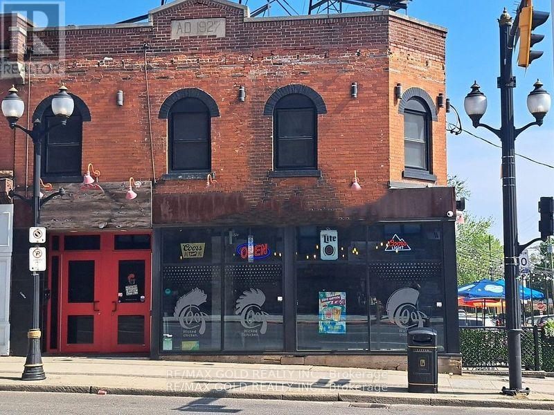 272 KING STREET W