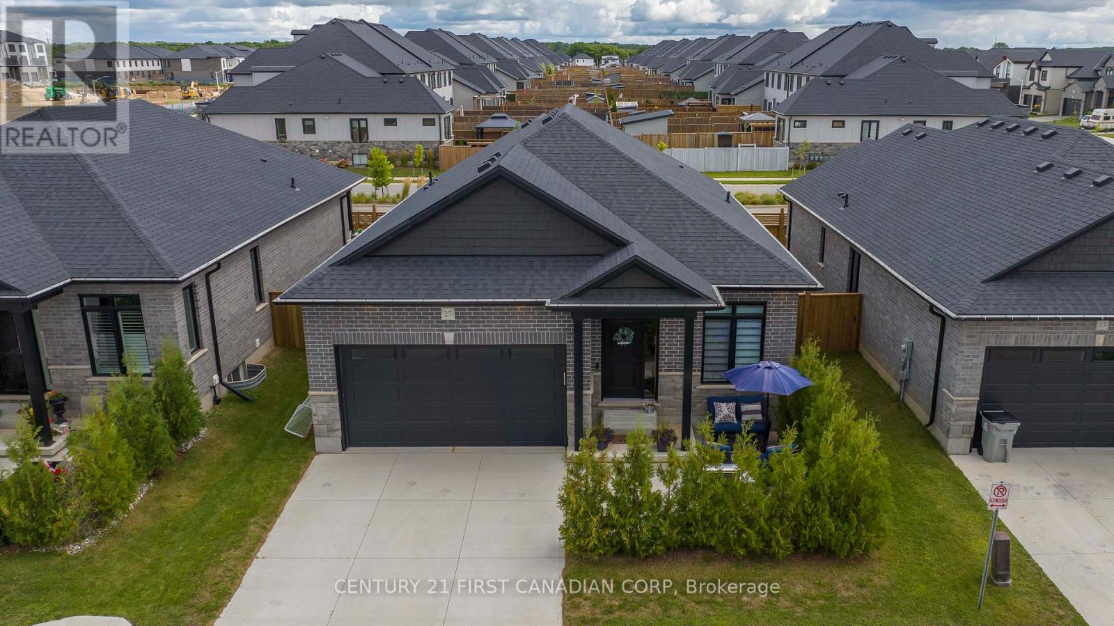 25 – 383 DAVENTRY WAY