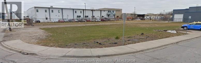 444 HANNA STREET East