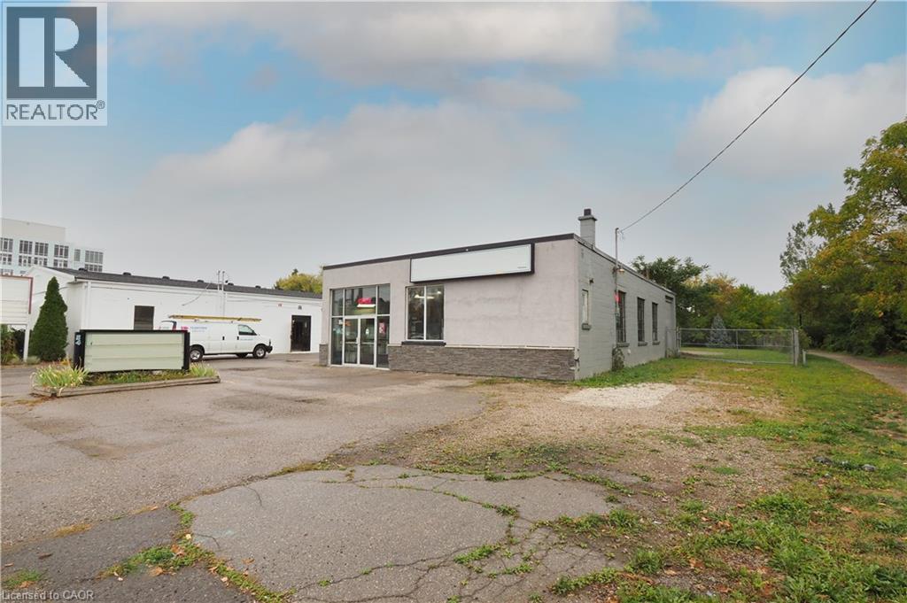 54 BRIDGEPORT Road E