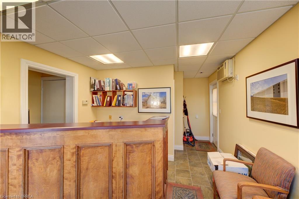 60-62 COLBORNE Street W