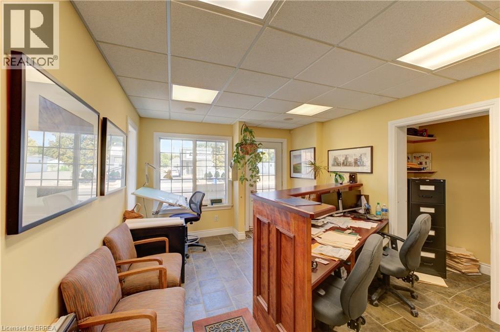60-62 COLBORNE Street W