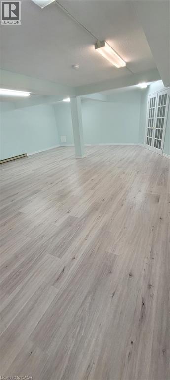 382 QUEEN Street W Unit# Lower Studio