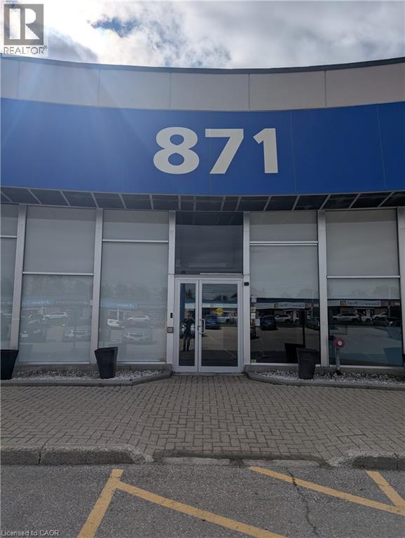 871 VICTORIA Street N Unit# 212