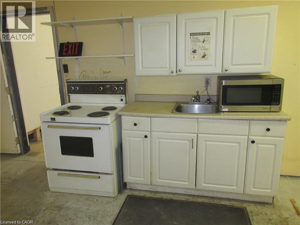 749 BARTON Street E Unit# A