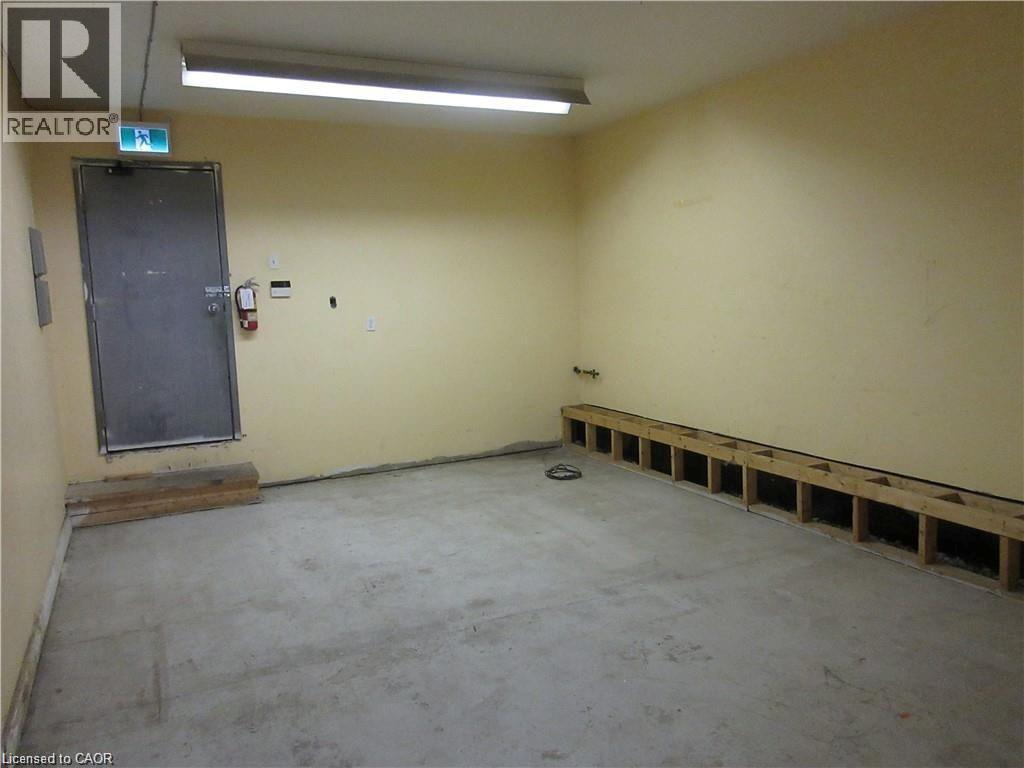 749 BARTON Street E Unit# A