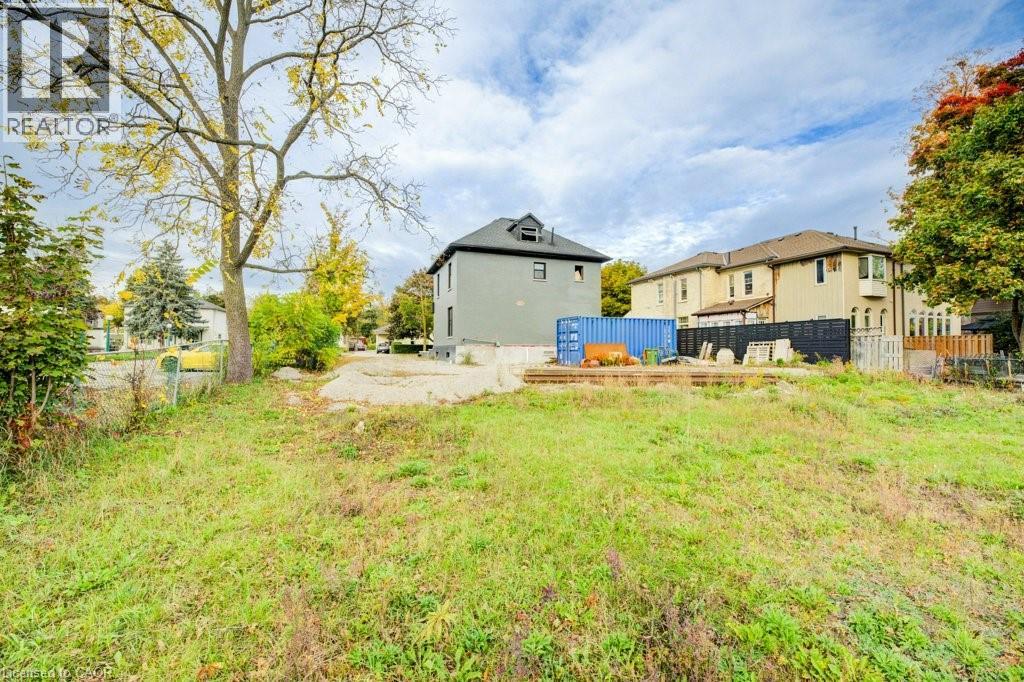 67 GRAND Avenue N Unit# 3