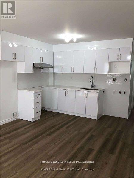 422 QUEEN STREET W