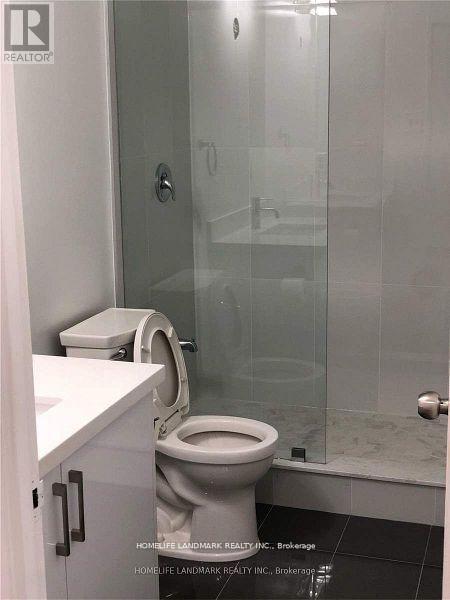 422 QUEEN STREET W