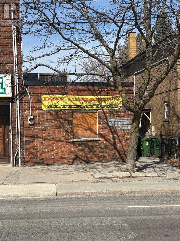 389 VAUGHAN ROAD