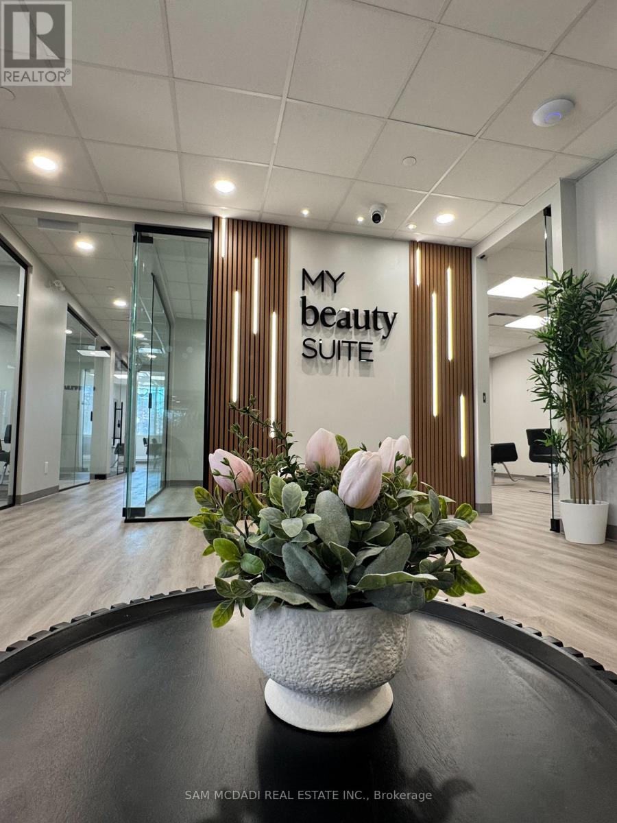 111 – 614 FLEET STREET