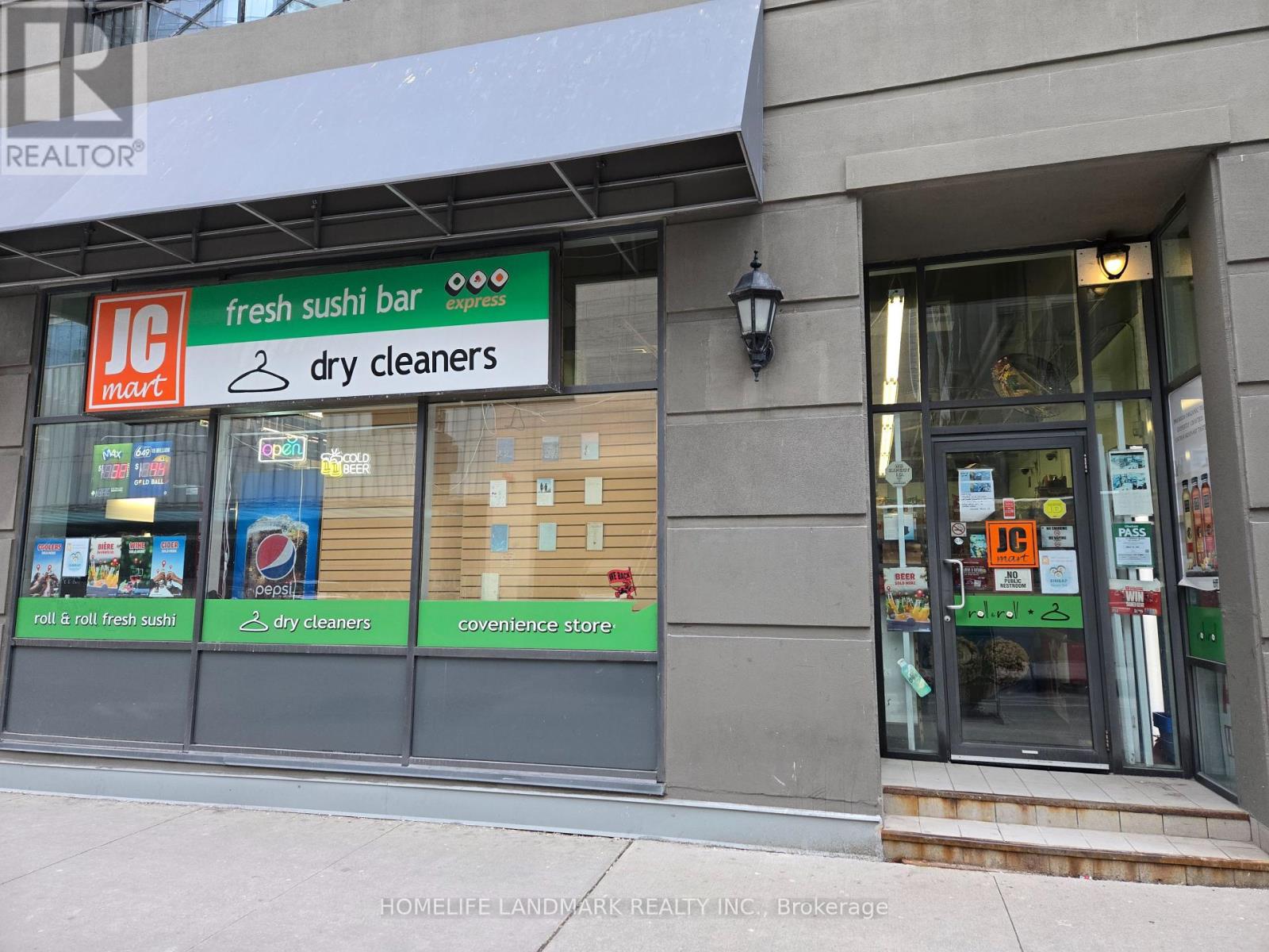 132-134 SIMCOE STREET