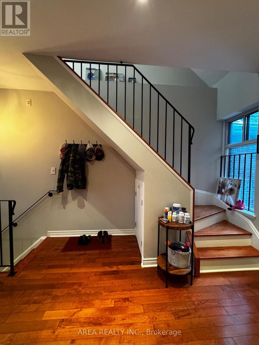 538 PARLIAMENT STREET