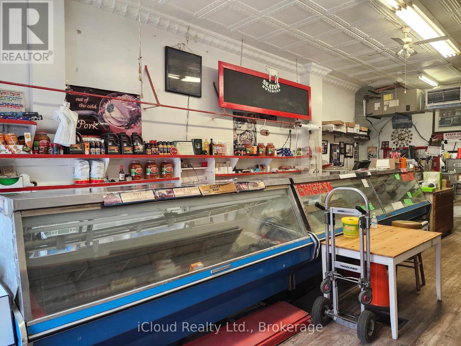 236 QUEEN STREET E