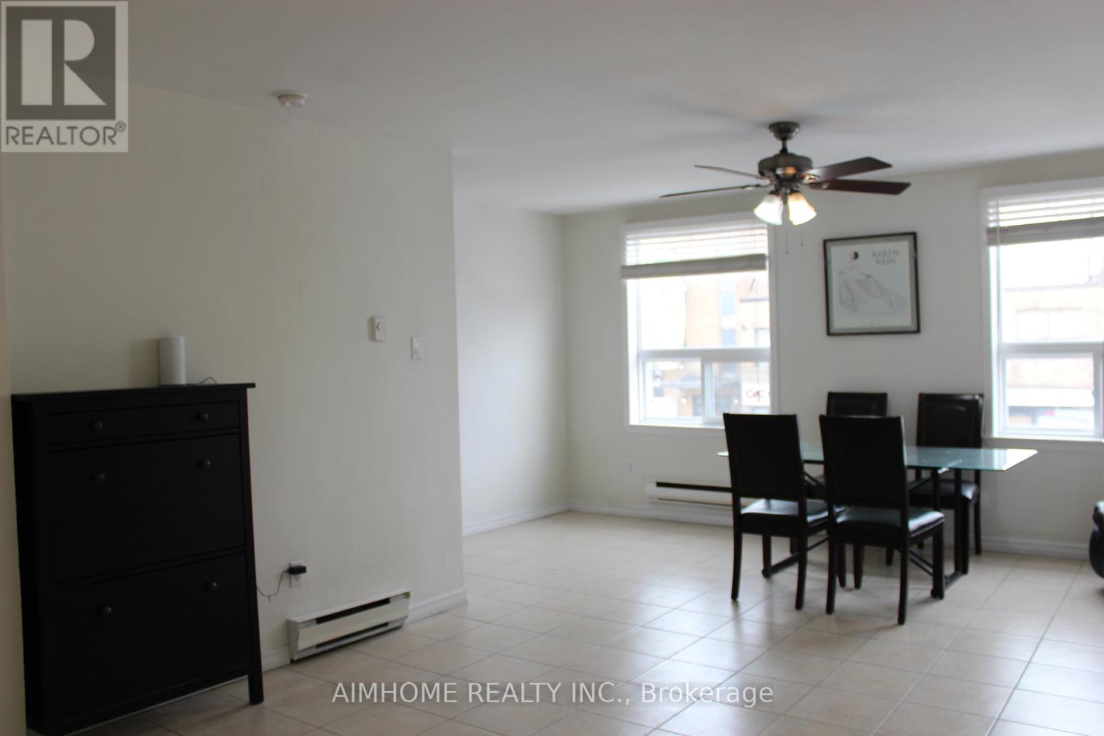 APT 1 – 1483 EGLINTON AVENUE W