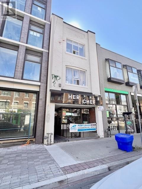 LOWER LEVEL – 599 BLOOR STREET W