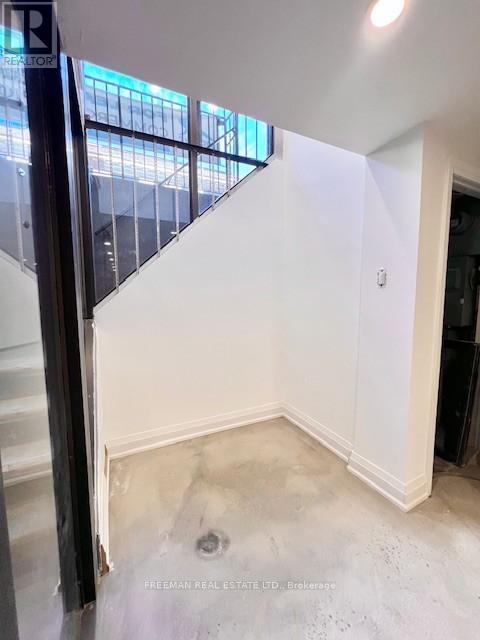 LOWER LEVEL – 599 BLOOR STREET W