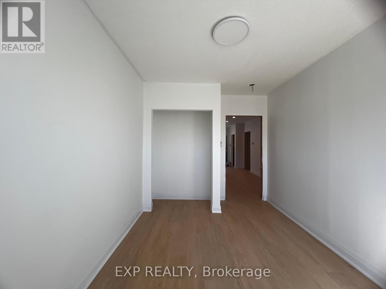 101 – 804A ST CLAIR AVENUE W