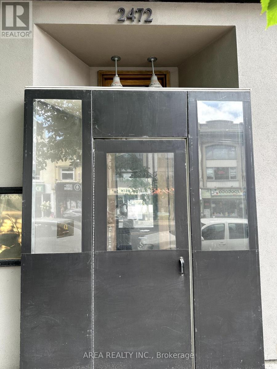 2472 YONGE STREET
