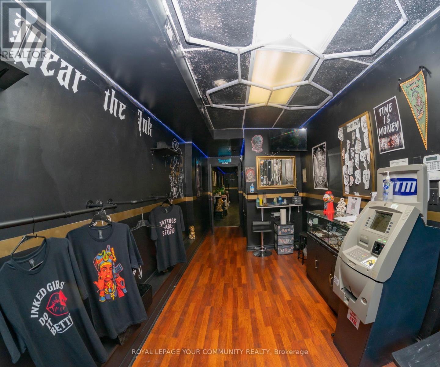 821A BLOOR STREET