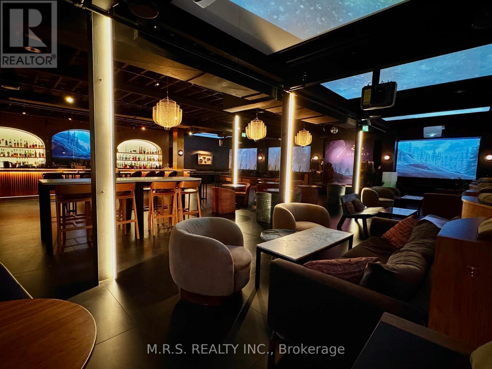 2ND FLOOR – 739 QUEEN STREET W